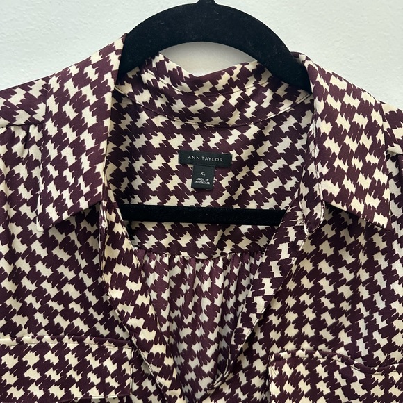 Express Houndstooth Blouse - Burgundy and Cream - Picture 3 of 7